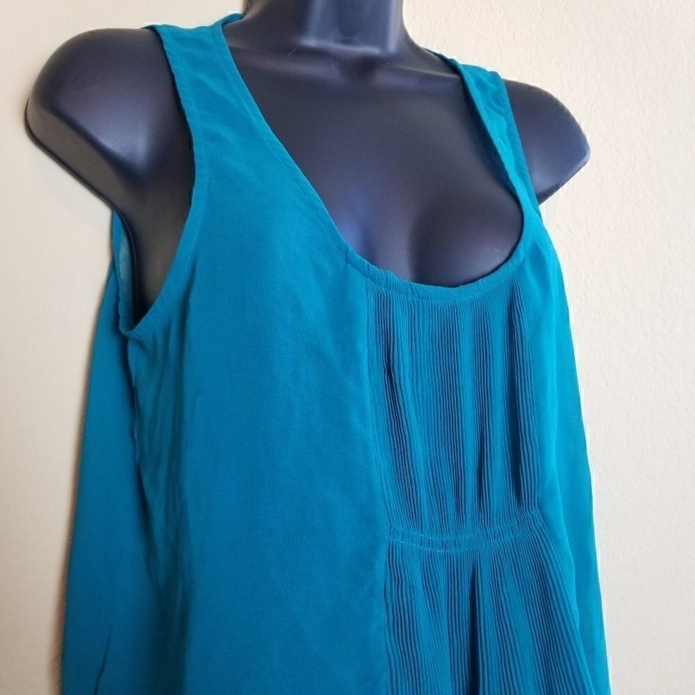 Iris Basic Sheer Turquoise Tank - Picture 3 of 6